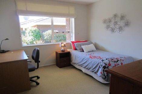 Photo of property in 2/68 Lowry Avenue, Redwood, Christchurch, 8051