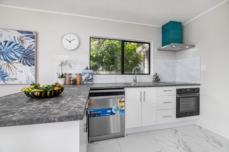Photo of property in 11a Oregon Avenue, Avondale, Auckland, 1026