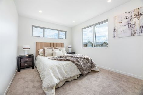 Photo of property in 2 Hea Road, Hobsonville, Auckland, 0616