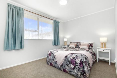 Photo of property in 102 Pasadena Crescent, Totara Park, Upper Hutt, 5018