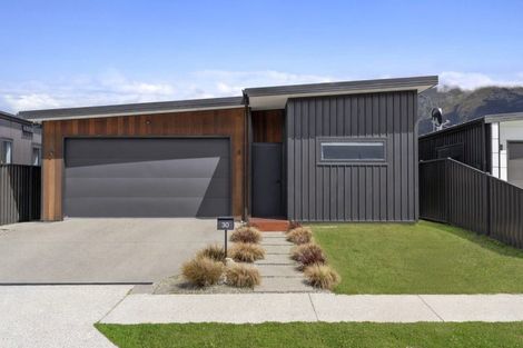 Photo of property in 30 Dunn Street, Lake Hawea, 9382