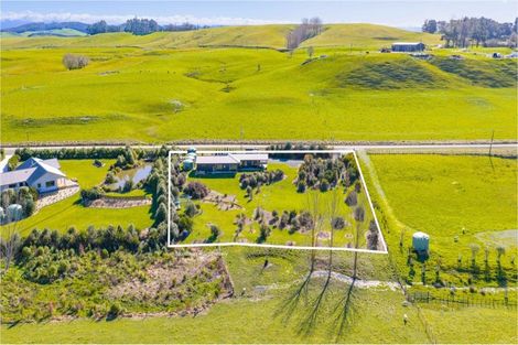 Photo of property in 40 River Road, Otane, Waipawa, 4271