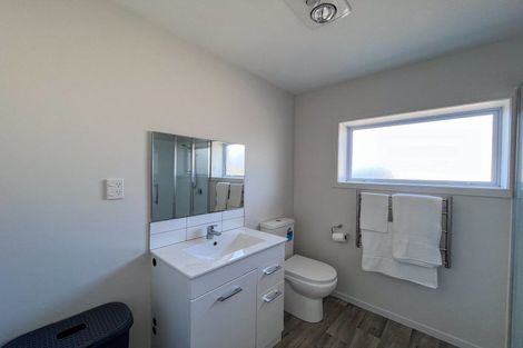 Photo of property in 74 Great North Road, Winton, 9720