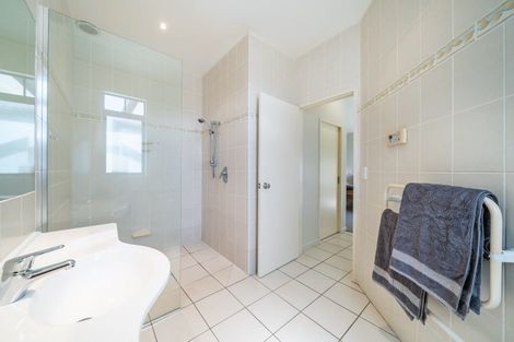 Photo of property in 30 Emerald Hill Drive, Birchville, Upper Hutt, 5018