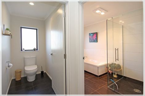 Photo of property in 30a Cook Street, Foxton, 4814