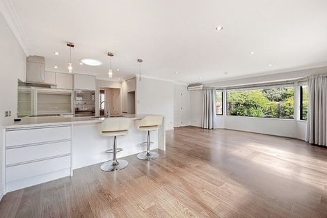 Photo of property in 1/17 Milford Road, Milford, Auckland, 0620