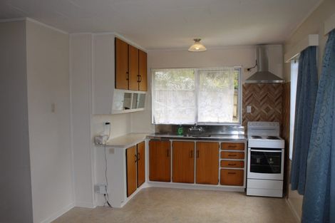 Photo of property in 3/58 View Road, Henderson, Auckland, 0612