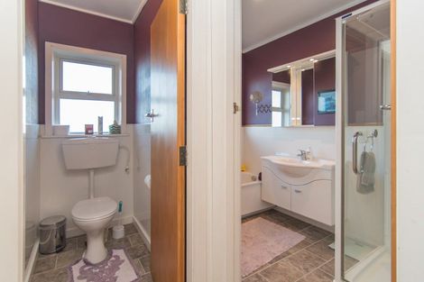 Photo of property in 215 Douglas Street, Highfield, Timaru, 7910