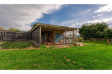 Photo of property in 60 Timaru Road, Waimate, 7924