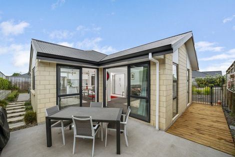 Photo of property in 3 Herring Place, Omokoroa, 3114