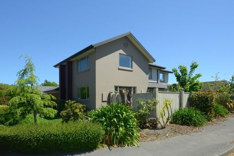 Photo of property in 19 Roydvale Avenue, Burnside, Christchurch, 8042