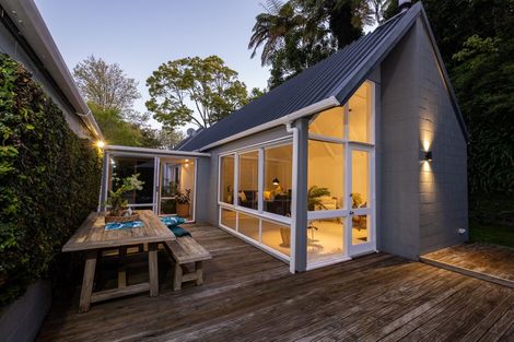 Photo of property in 10 Doralto Road, Frankleigh Park, New Plymouth, 4310