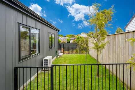 Photo of property in 17 Tarata Grove, Lansdowne, Masterton, 5810