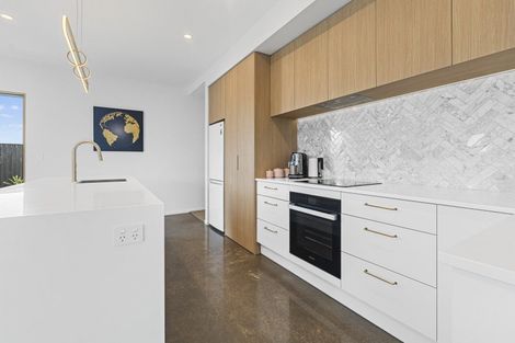 Photo of property in 9a Desmond Place, Bell Block, New Plymouth, 4312