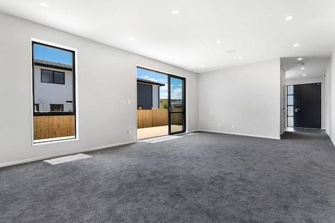 Photo of property in 17 Paihere Street, Huapai, Kumeu, 0810