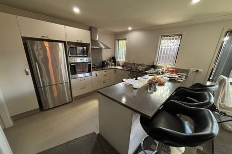 Photo of property in 19 Reward Place, Mangere, Auckland, 2022