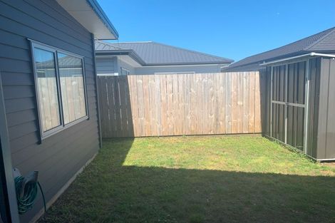 Photo of property in 18 Harore Road, Takanini, 2112
