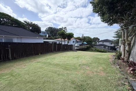 Photo of property in 105 Grove Road, Papakura, 2110