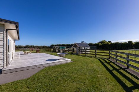 Photo of property in 270 Turangi Road, Tikorangi, Waitara, 4383