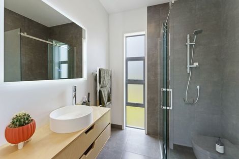 Photo of property in 4 Mirek Street, Waikanae, 5036