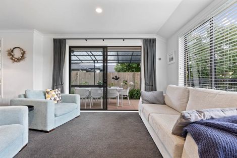 Photo of property in 4 Durmast Court, Cambridge, 3434