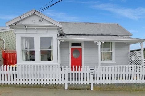 Photo of property in 37 Donald Mclean Street, Newtown, Wellington, 6021
