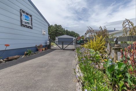 Photo of property in 29 Barling Street, Himatangi Beach, Foxton, 4891