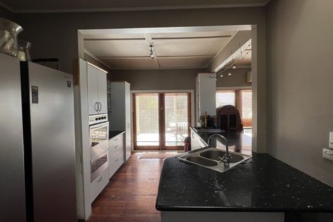 Photo of property in 119 Ferry Parade, Herald Island, Auckland, 0618