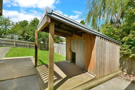 Photo of property in 27 Amorino Drive, Red Beach, 0932