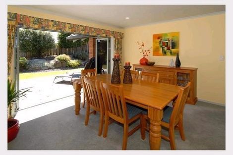 Photo of property in 11 Dallinger Street, St Andrews, Hamilton, 3200