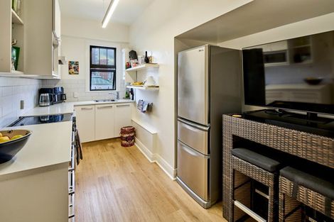 Photo of property in 4/24 Elizabeth Street, Mount Victoria, Wellington, 6011