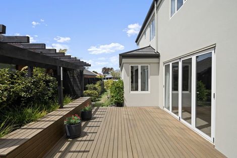 Photo of property in 47 Berkshire Drive, Avonhead, Christchurch, 8042