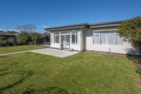 Photo of property in 306 Wainoni Road, Avondale, Christchurch, 8061