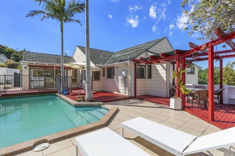 Photo of property in 203 Chelsea View Drive, Chatswood, Auckland, 0626