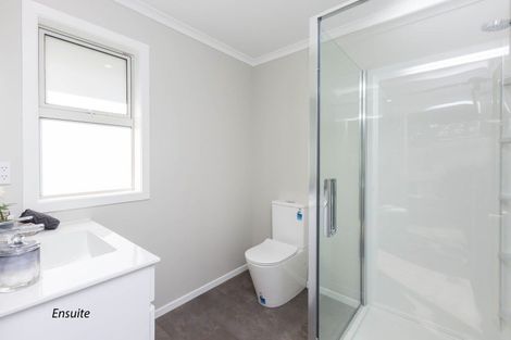 Photo of property in 22 Fenwick Crescent, Wallaceville, Upper Hutt, 5018