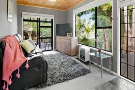 Photo of property in 20 Paulownia Place, Totara Heights, Auckland, 2105