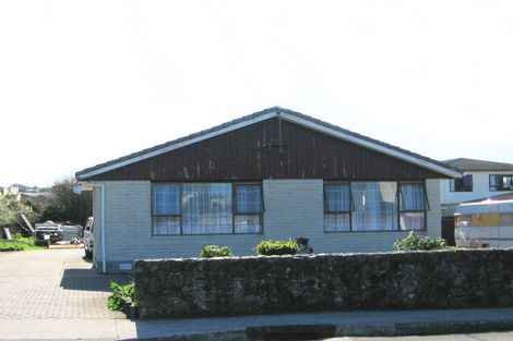 Photo of property in 10 Te Hiko Street, Takapuwahia, Porirua, 5022