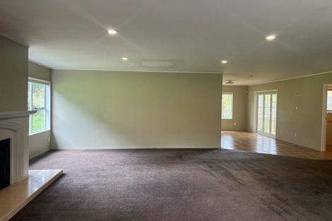 Photo of property in 1291 Old North Road, Helensville, 0875
