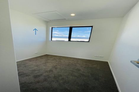 Photo of property in 42b Crestview Rise, Papakura, 2110