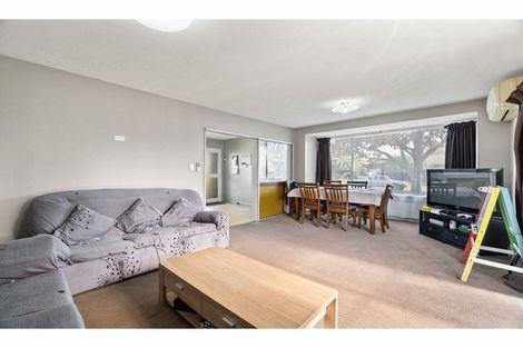 Photo of property in 12 Karnak Crescent, Russley, Christchurch, 8042