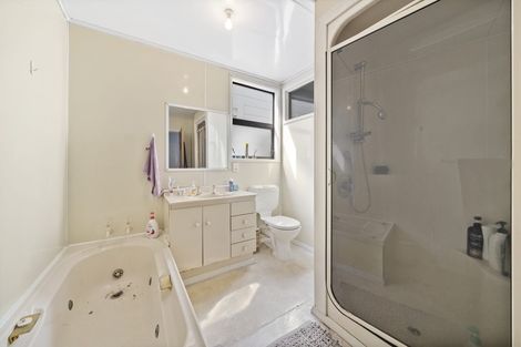 Photo of property in 8 Caroline Street, Mount Victoria, Wellington, 6011