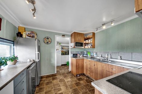 Photo of property in 2604 South Road, Otakeho, Hawera, 4678