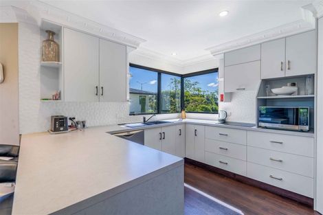 Photo of property in 712 Queens Drive, Waikiwi, Invercargill, 9810