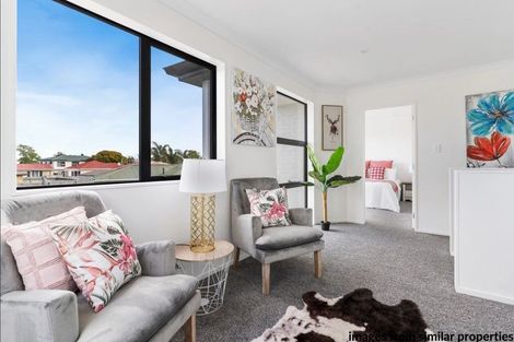 Photo of property in 23e Hill Crescent, Papakura, 2110