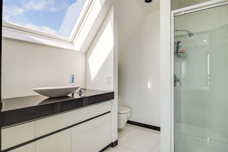 Photo of property in 2/31 Harry Ell Drive, Cashmere, Christchurch, 8022