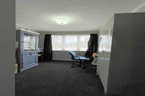 Photo of property in 10 Hinau Street, New Lynn, Auckland, 0600
