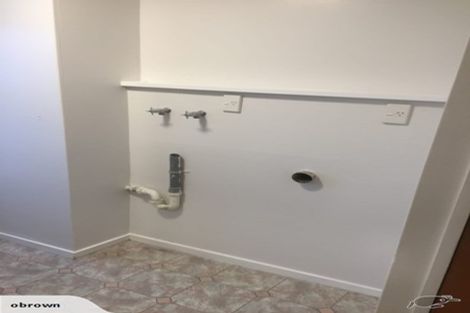 Photo of property in 2/218 Onepu Road, Lyall Bay, Wellington, 6022