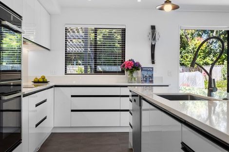 Photo of property in 5 Chatsworth Avenue, Rangiora, 7400