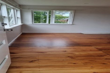 Photo of property in 124 Browns Bay Road, Rothesay Bay, Auckland, 0630