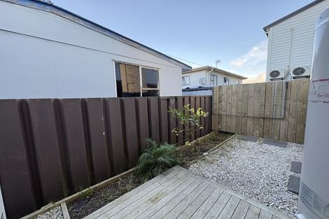 Photo of property in 723d Massey Road, Mangere, Auckland, 2022
